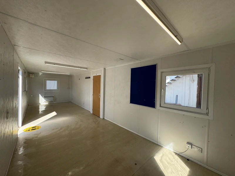 32x10ft Canteen and Office Building Site Accommodation Portable Anti-Vandal Reduced - Image 6