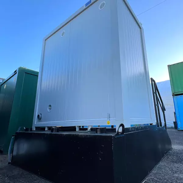 New 1+1 Toilet Block & New Stepped Waste Tank Bundle - Image 5